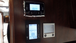 2017 Airstream Classic 30J Alde heating, AC and Polk audio