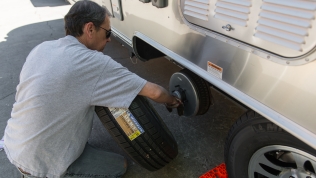 Centramatic wheel balancers